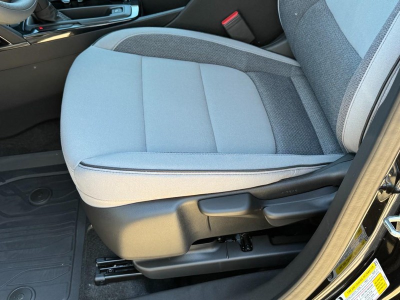 Chevrolet TrailBlazer Vehicle Image 15