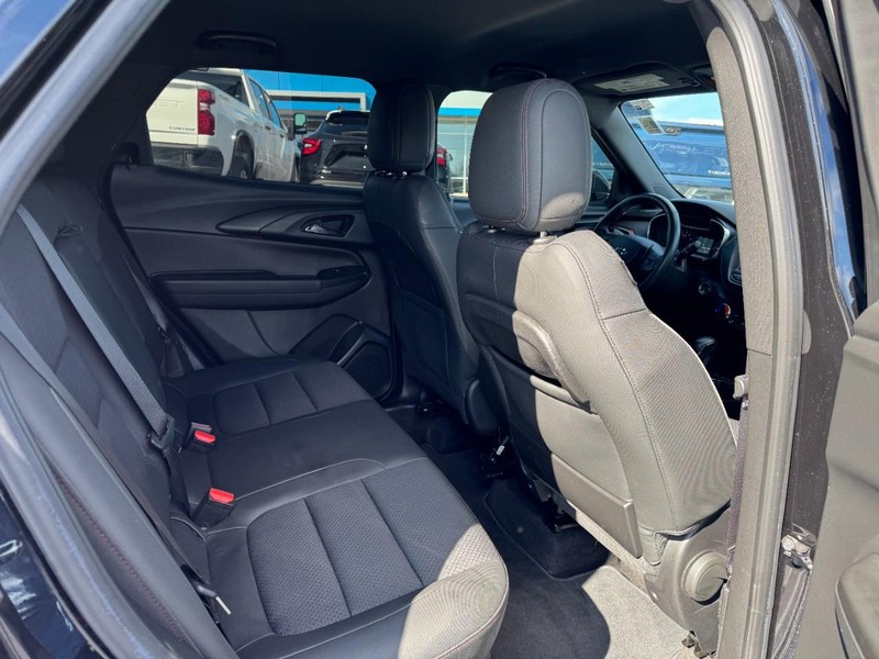 Chevrolet TrailBlazer Vehicle Image 10