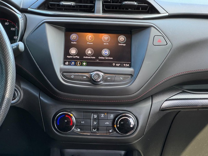 Chevrolet TrailBlazer Vehicle Image 13