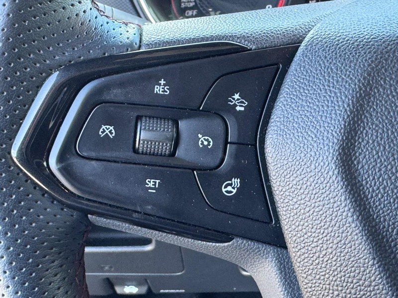 Chevrolet TrailBlazer Vehicle Image 17