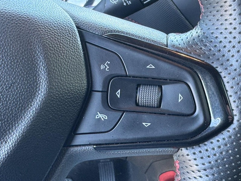 Chevrolet TrailBlazer Vehicle Image 18