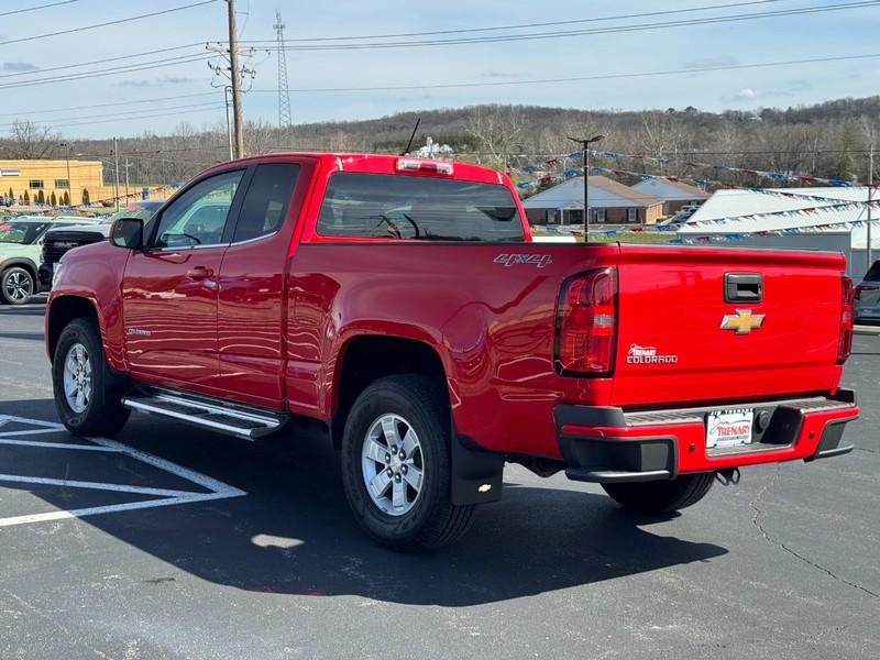 Chevrolet Colorado Vehicle Full-screen Gallery Image 06