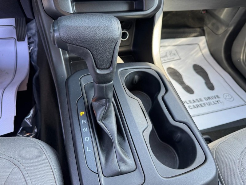 Chevrolet Colorado Vehicle Full-screen Gallery Image 14