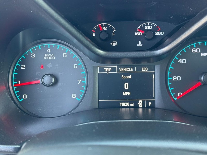 Chevrolet Colorado Vehicle Full-screen Gallery Image 16