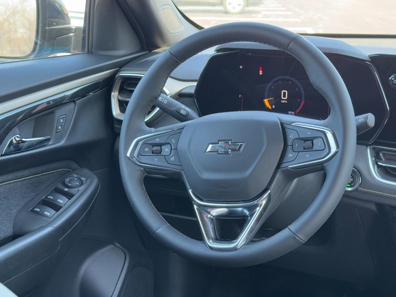 Chevrolet TrailBlazer Vehicle Image 08