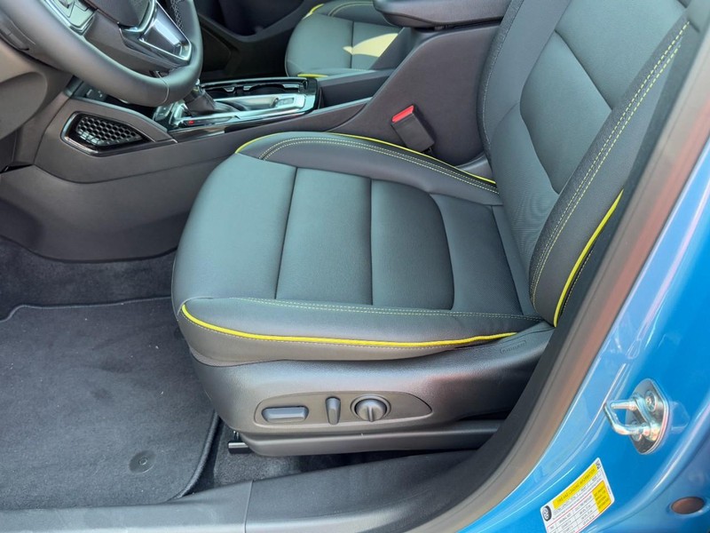 Chevrolet TrailBlazer Vehicle Image 15
