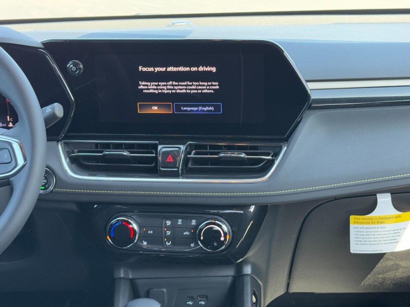 Chevrolet TrailBlazer Vehicle Image 09