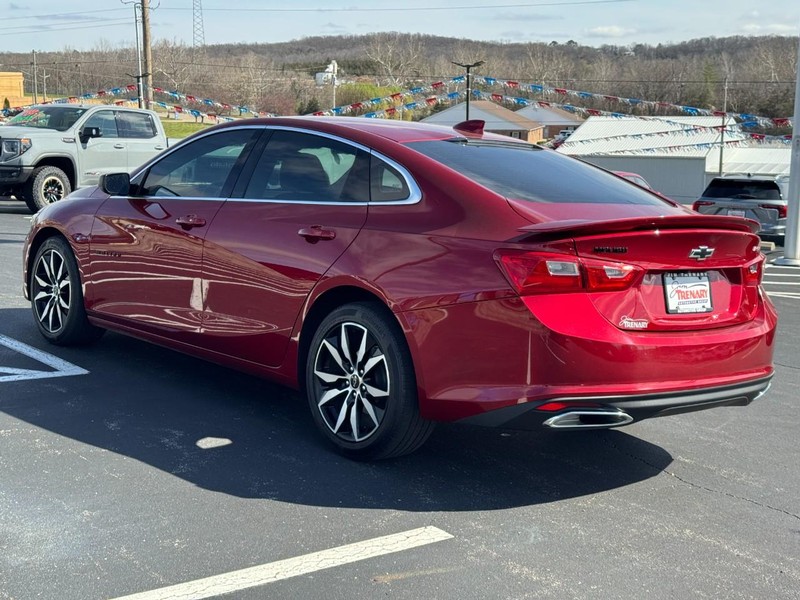 Chevrolet Malibu Vehicle Full-screen Gallery Image 06