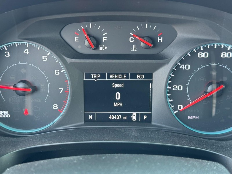 Chevrolet Malibu Vehicle Full-screen Gallery Image 19