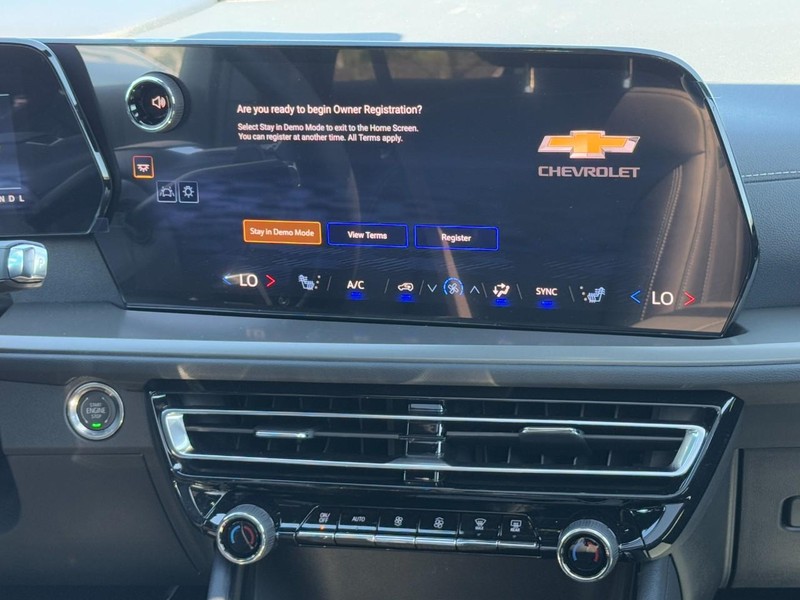 Chevrolet Traverse Vehicle Image 10