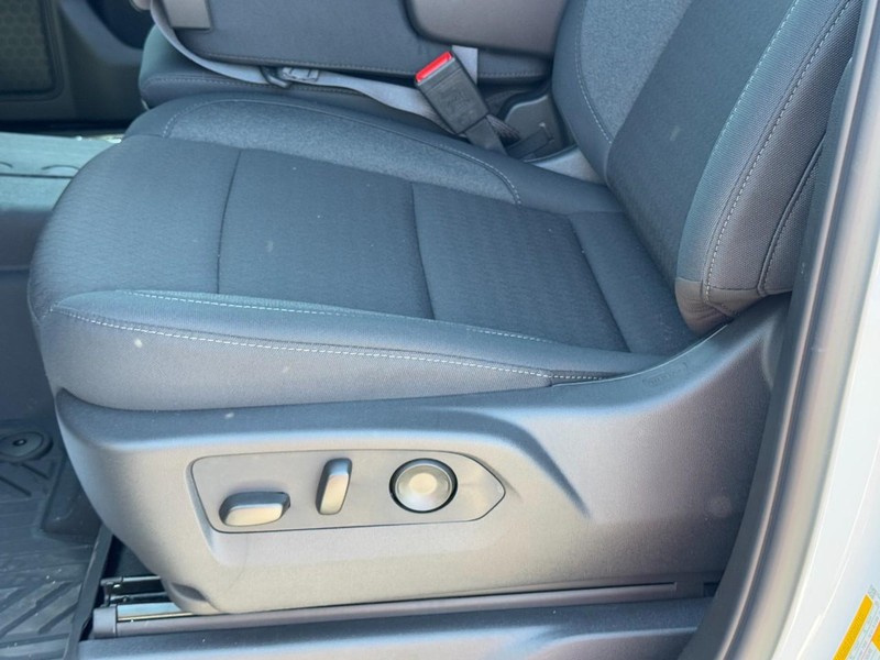 Chevrolet Silverado 1500 Vehicle Image 14