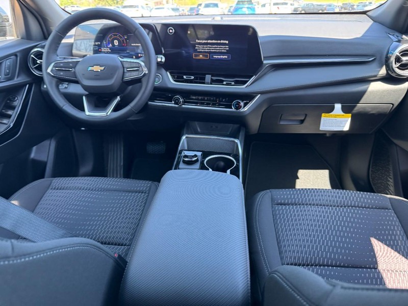 Chevrolet Equinox Vehicle Image 07