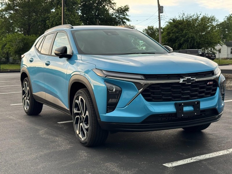 Chevrolet Trax Vehicle Image 02