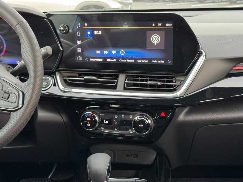 Chevrolet Trax Vehicle Image 09