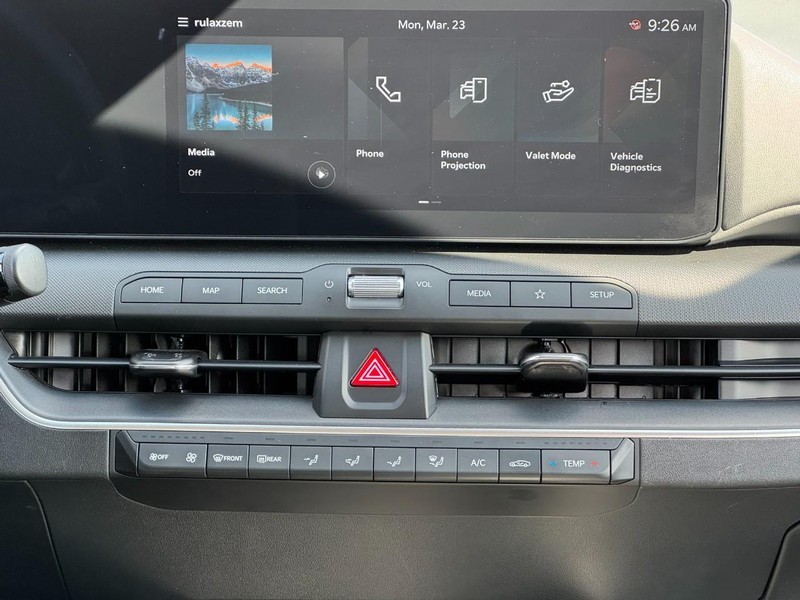 Kia K4 Vehicle Image 13