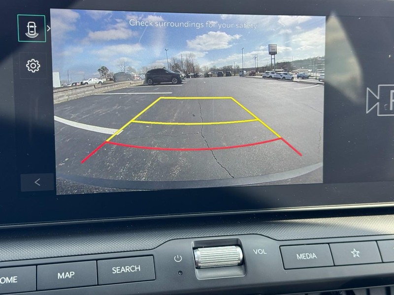 Kia K4 Vehicle Image 20