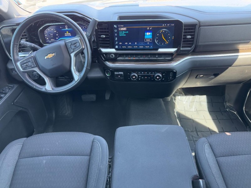 Chevrolet Silverado 1500 Vehicle Image 12