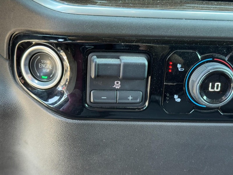 Chevrolet Silverado 1500 Vehicle Image 20