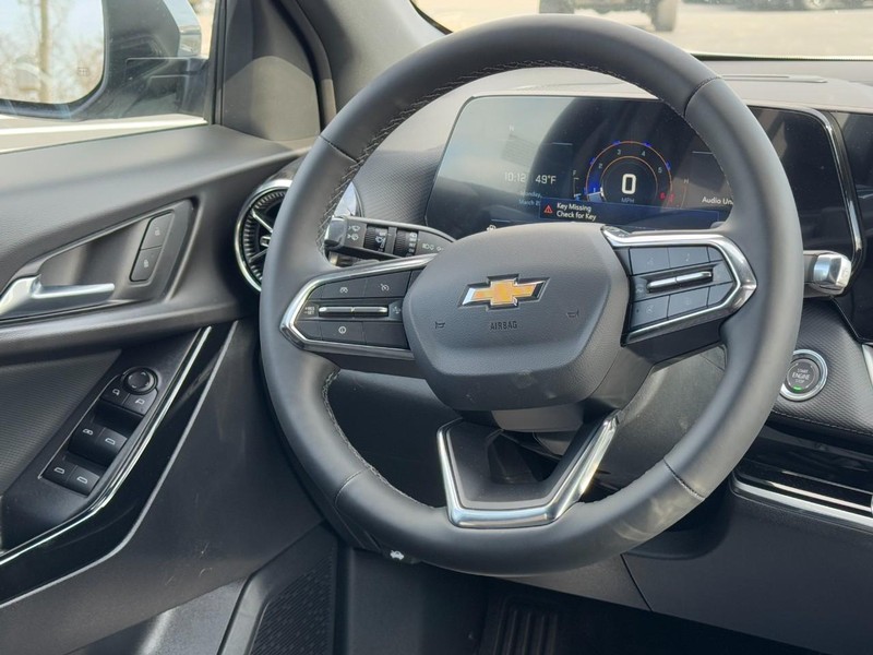 Chevrolet Equinox Vehicle Image 08
