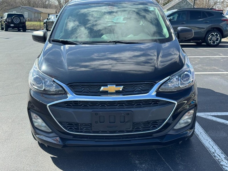 Chevrolet Spark Vehicle Image 08