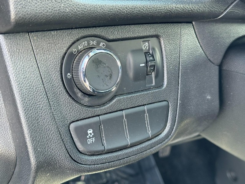 Chevrolet Spark Vehicle Image 15