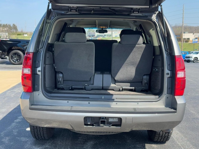 Chevrolet Tahoe Vehicle Image 05