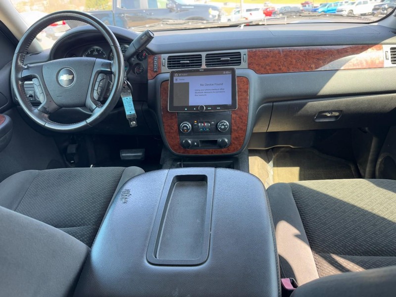 Chevrolet Tahoe Vehicle Image 12