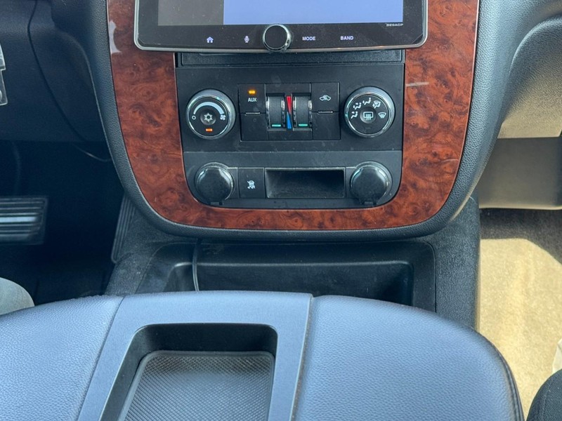 Chevrolet Tahoe Vehicle Image 15