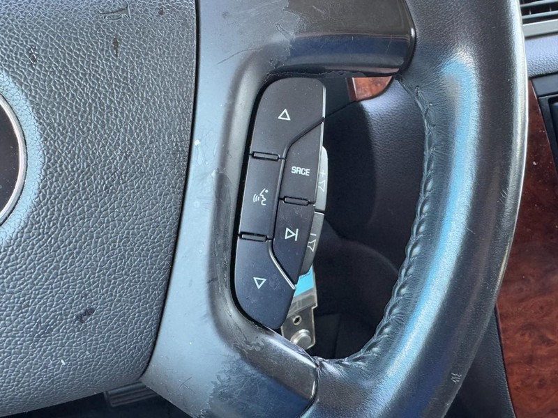 Chevrolet Tahoe Vehicle Image 18