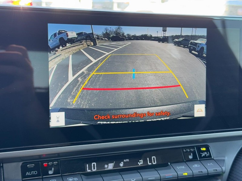 Toyota Camry Vehicle Image 21