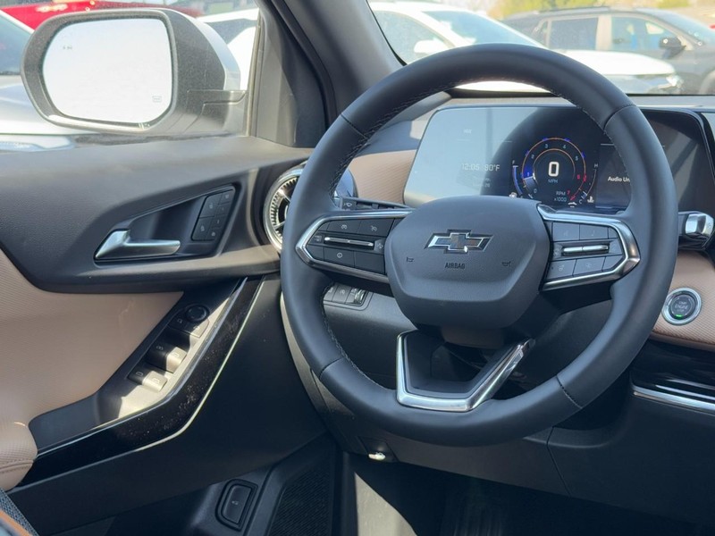 Chevrolet Equinox Vehicle Image 08