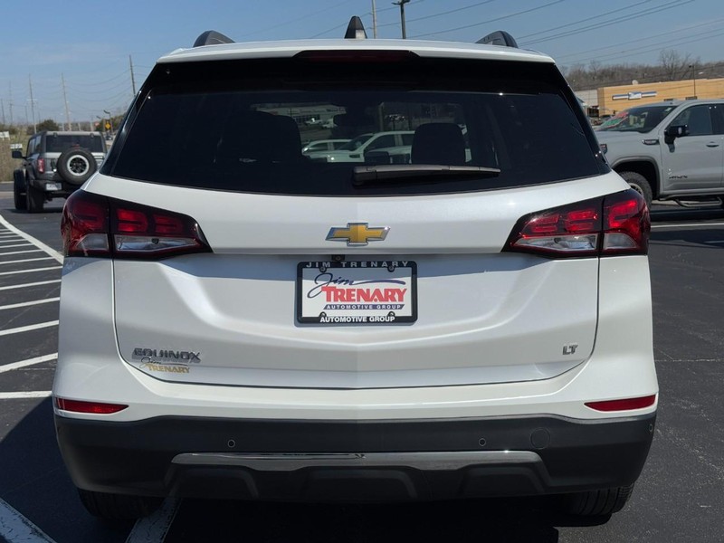 Chevrolet Equinox Vehicle Image 06