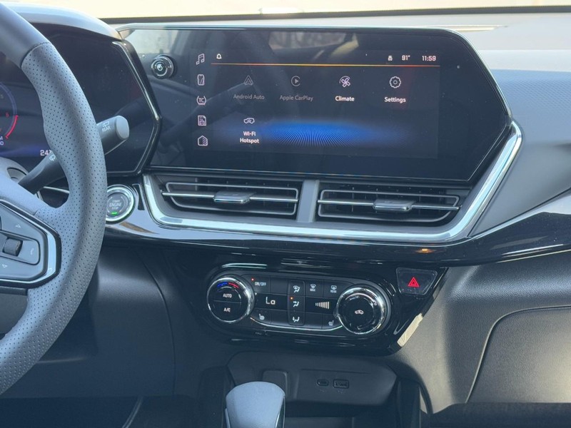 Chevrolet Trax Vehicle Image 09