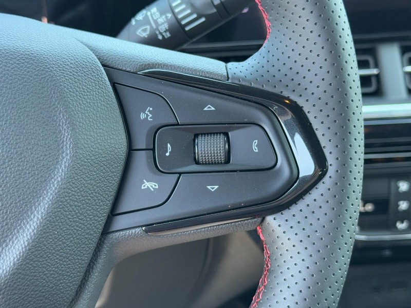 Chevrolet Trax Vehicle Image 12