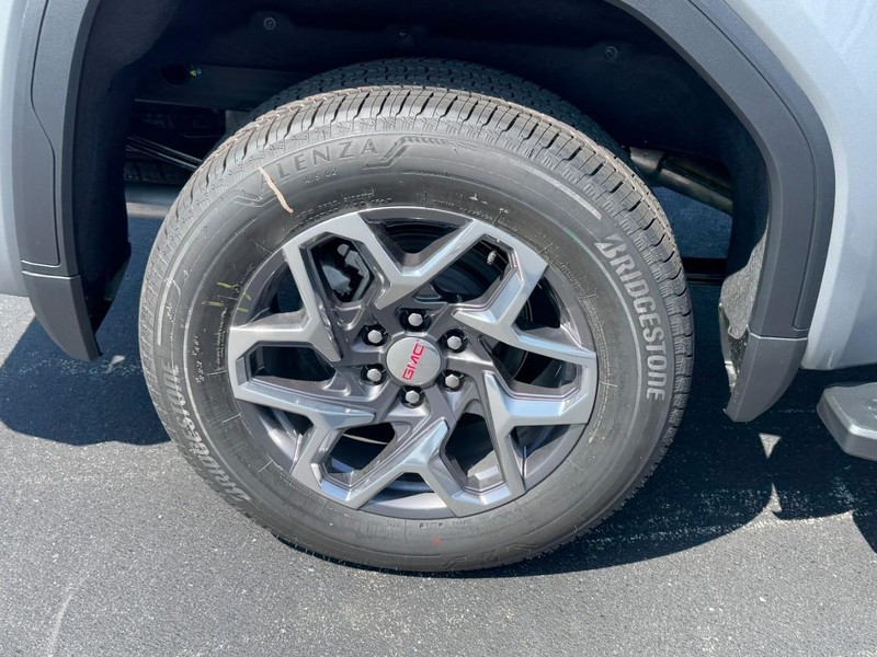 GMC Sierra 1500 Vehicle Image 05