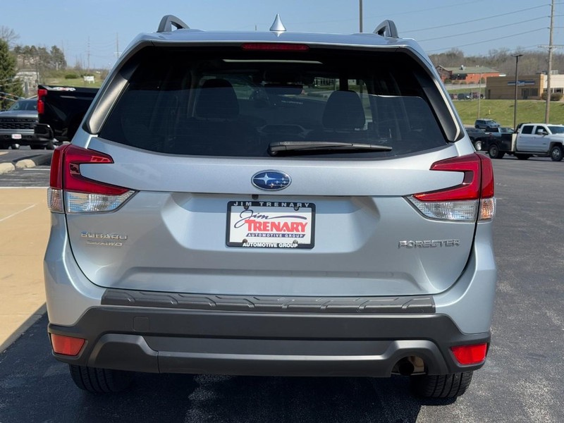 Subaru Forester Vehicle Image 04