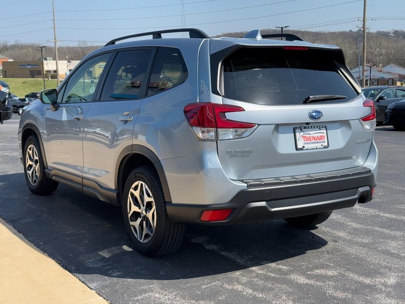 Subaru Forester Vehicle Image 06