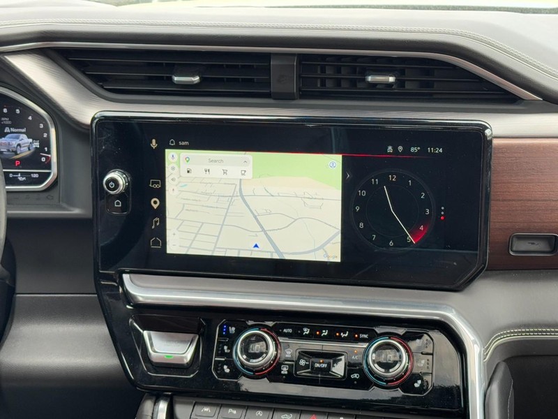 GMC Sierra 1500 Vehicle Full-screen Gallery Image 15