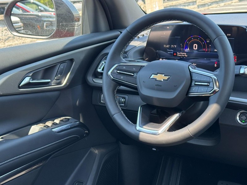 Chevrolet Traverse Vehicle Image 09