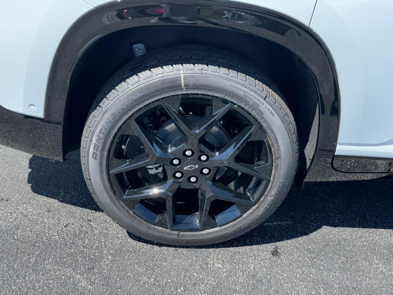 Chevrolet Traverse Vehicle Image 05