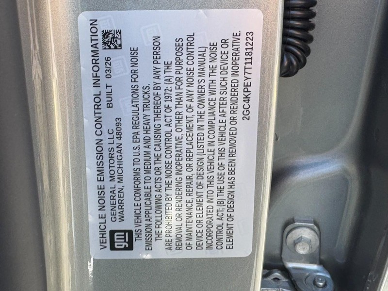 Chevrolet Silverado 2500HD Vehicle Image 17