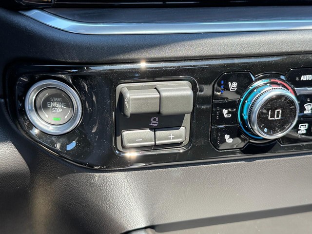 2026 GMC Sierra 1500 SLT - Photo 15