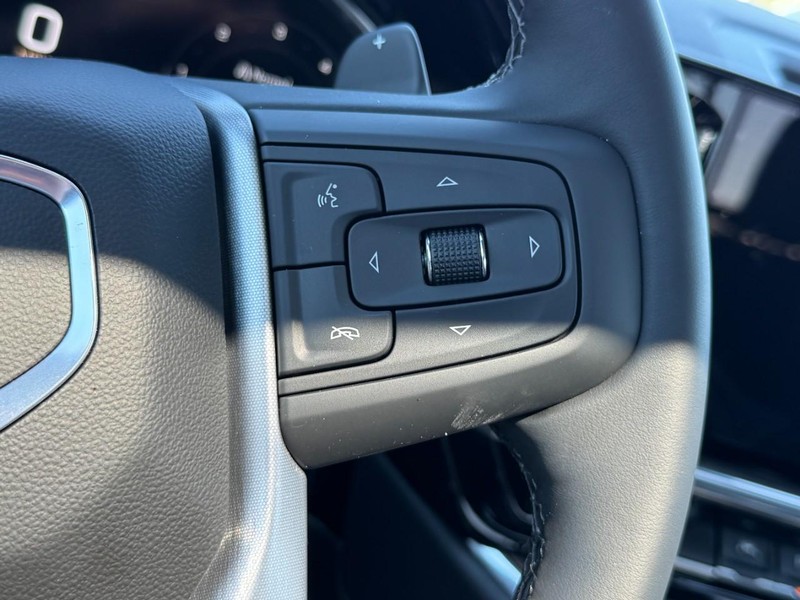 GMC Sierra 1500 Vehicle Image 13