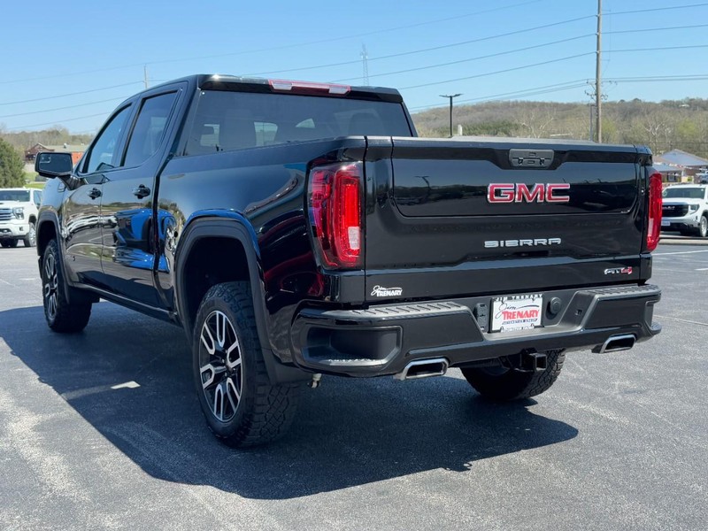 GMC Sierra 1500 Vehicle Full-screen Gallery Image 05