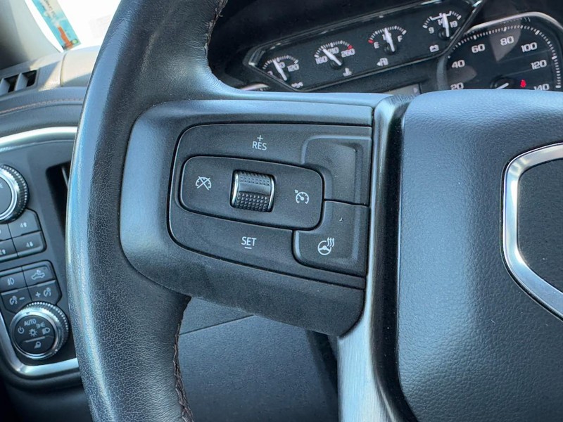 GMC Sierra 1500 Vehicle Full-screen Gallery Image 16