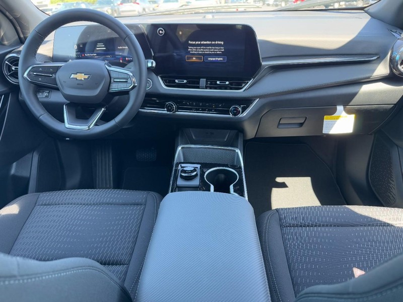 Chevrolet Equinox Vehicle Image 07