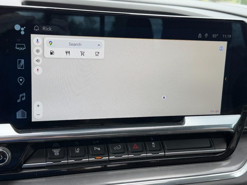 Chevrolet Silverado 3500HD Vehicle Full-screen Gallery Image 22