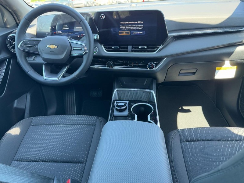 Chevrolet Equinox Vehicle Image 07