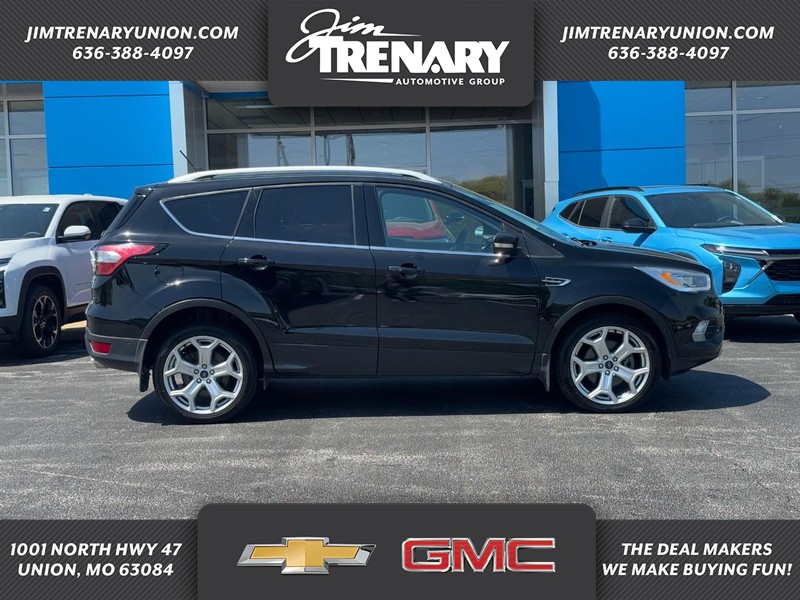 Ford Escape Vehicle Full-screen Gallery Image 01