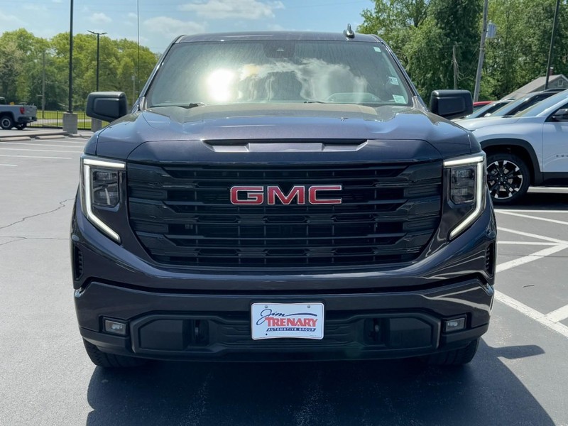 GMC Sierra 1500 Vehicle Full-screen Gallery Image 09